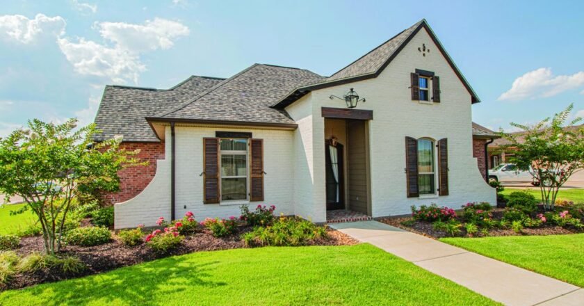 10 Affordable Ideas to Boost Curb Appeal