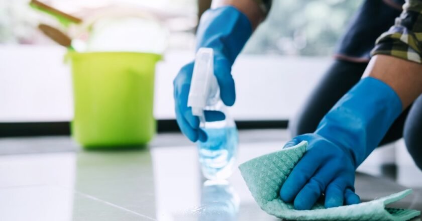 9 Ways to Save Money Cleaning Your Home
