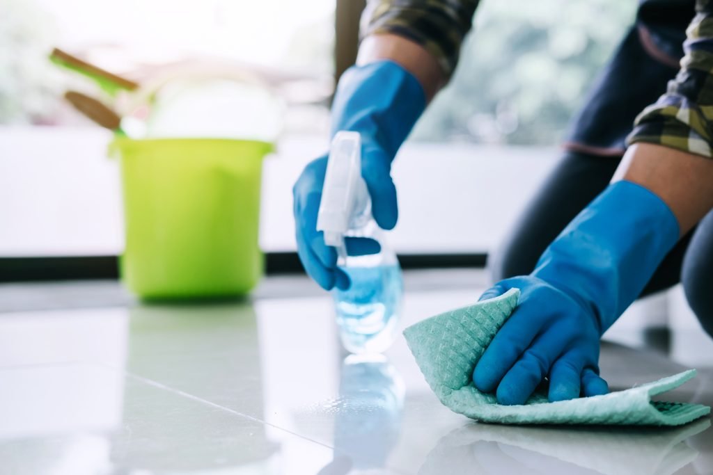 9 Ways to Save Money Cleaning Your Home
