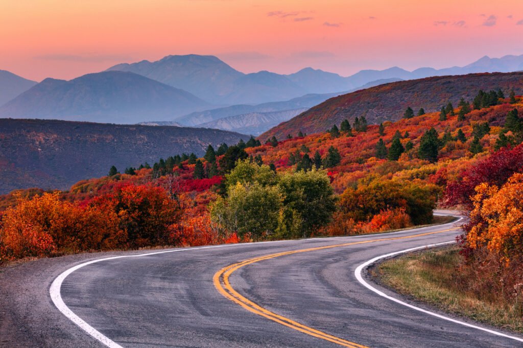 5 Tips for a Budget-Friendly Fall Vacation