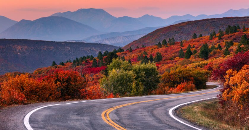 5 Tips for a Budget-Friendly Fall Vacation