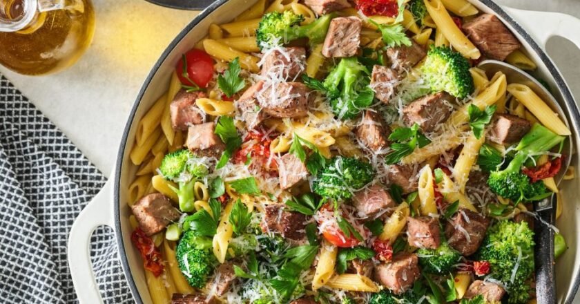Prime Rib Pasta with Broccoli and Cheese
