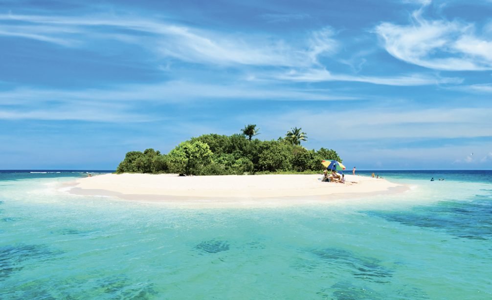 2023 Luxury Travel Planner