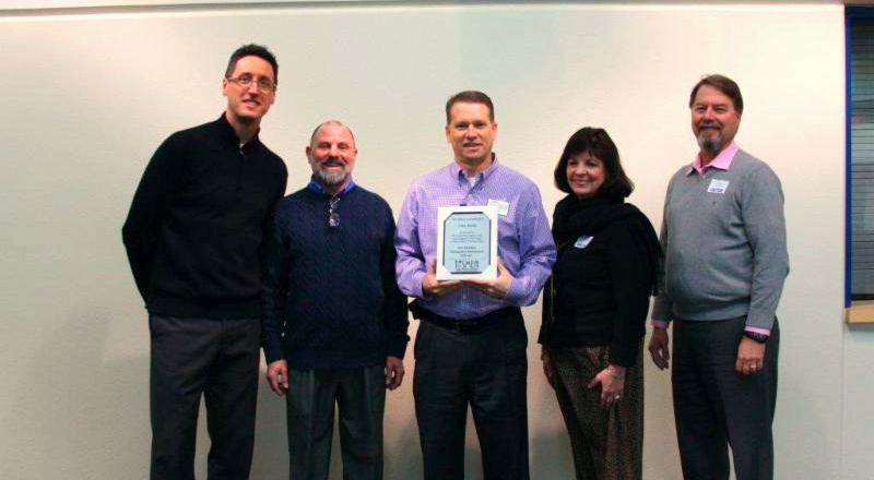Chris Hahn Receives Distinguished Administrator Award